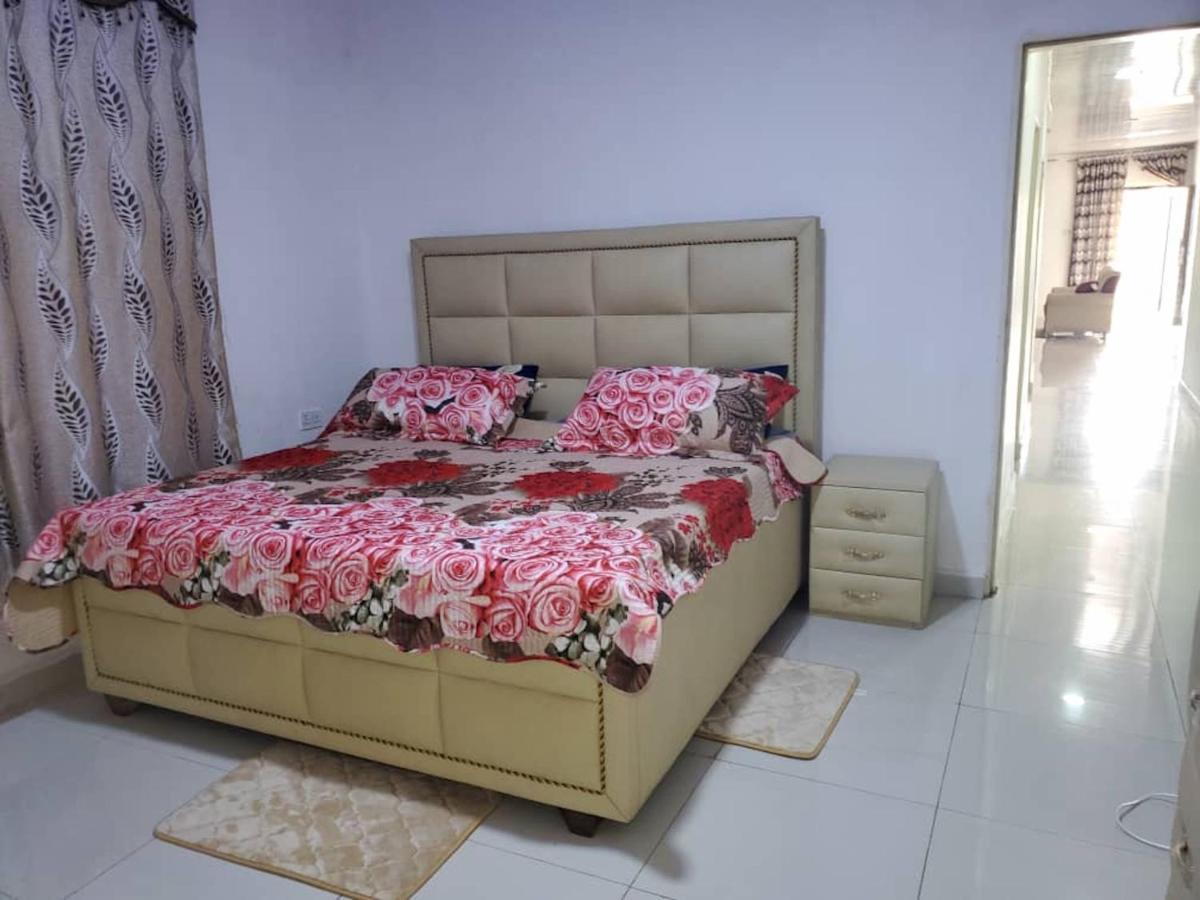 Savagem Furnished Apartment Freetown Ngoại thất bức ảnh