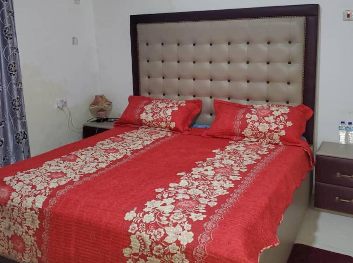 Savagem Furnished Apartment Freetown Ngoại thất bức ảnh