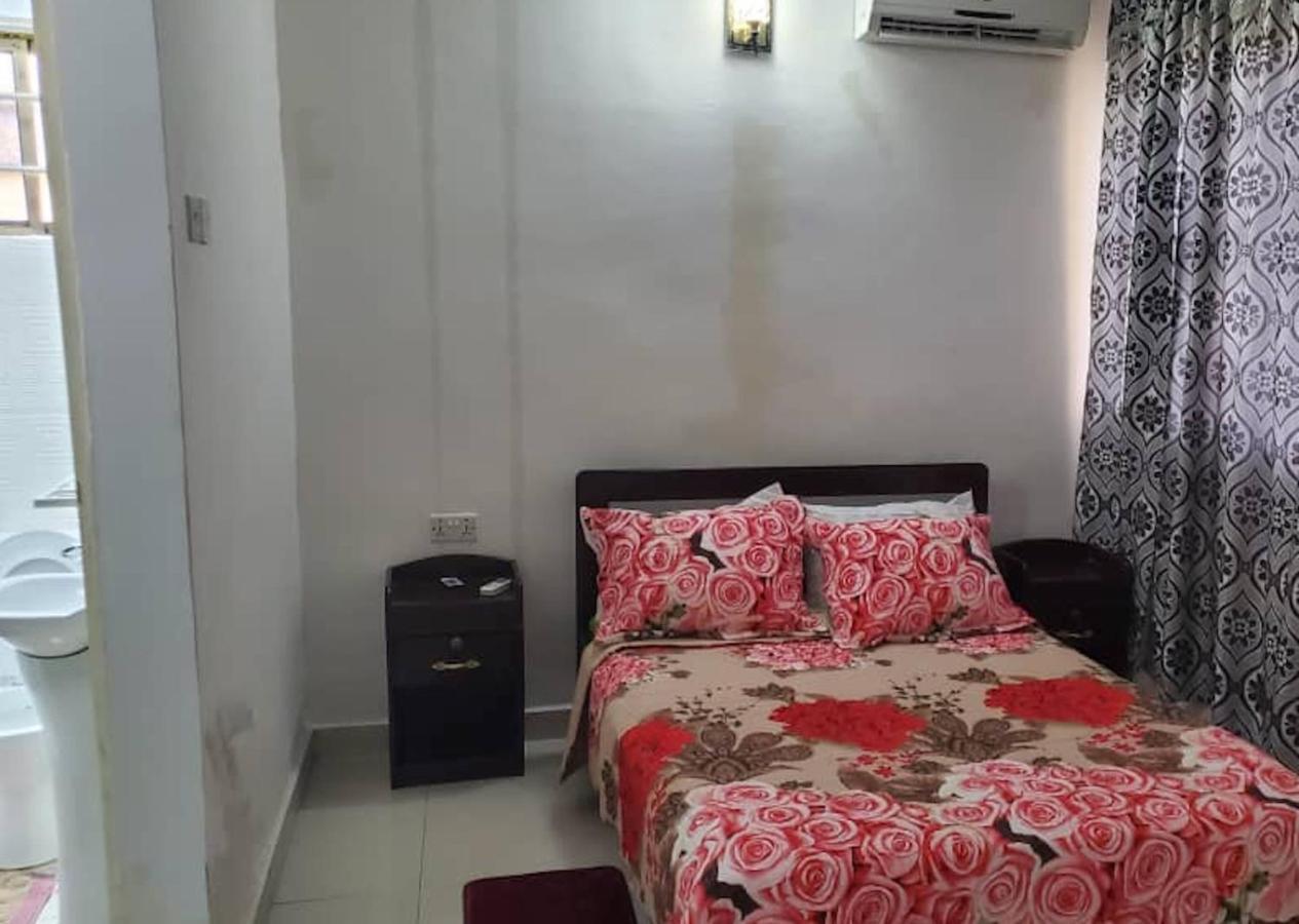 Savagem Furnished Apartment Freetown Ngoại thất bức ảnh